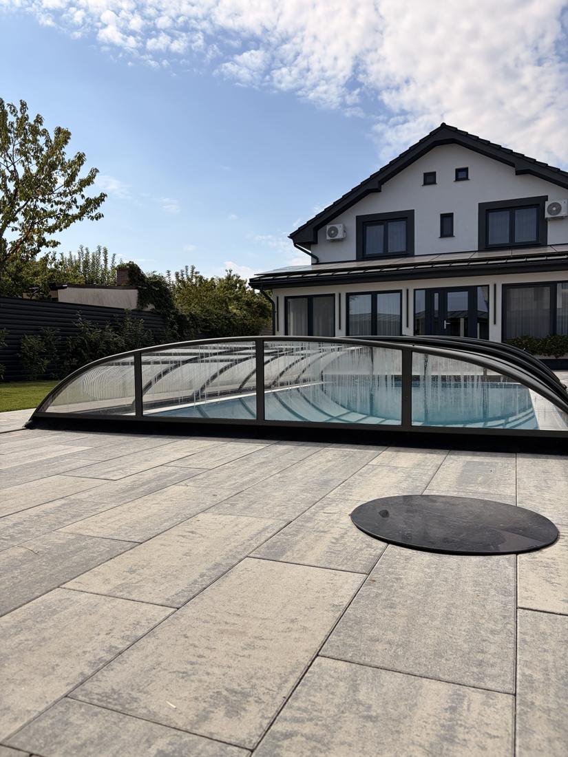 Copertina piscinei, ziua